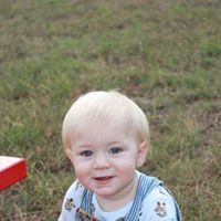 Elizabeth Brandon Photo 26