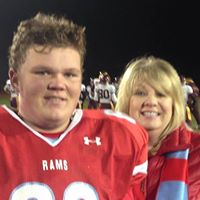 Karen Duffy Photo 17