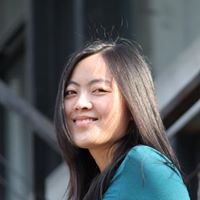 Lisa Lu Photo 27