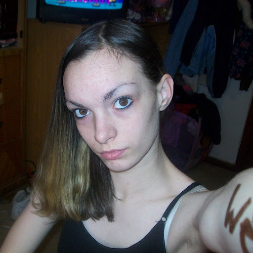 Christy Reynolds Photo 20