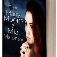 Mary Farrow Photo 36
