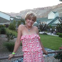 Julie Petty Photo 16