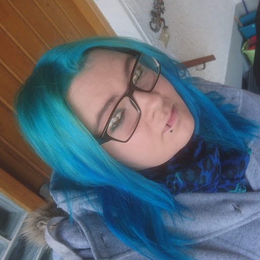 Lisa Violett Photo 1