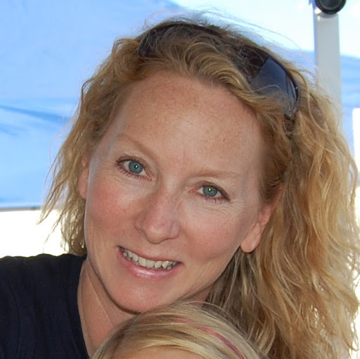 Jennifer Snyder Photo 19
