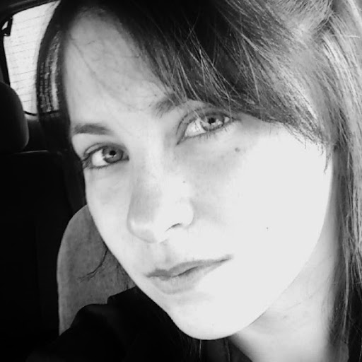 Chrystal Wells Photo 2