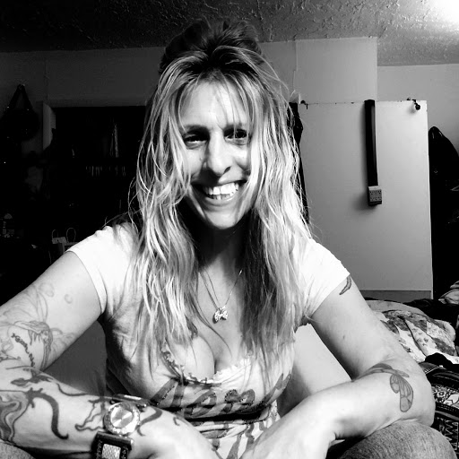 Michelle Weiss Photo 17