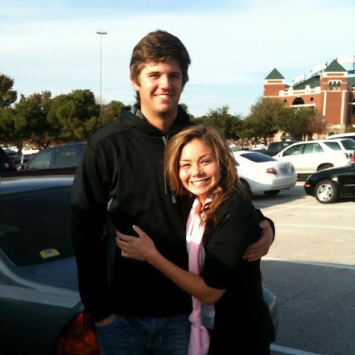 Elise Howard Photo 7