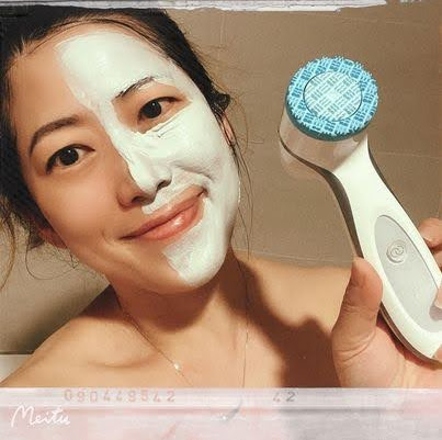 Anne Lin Photo 21