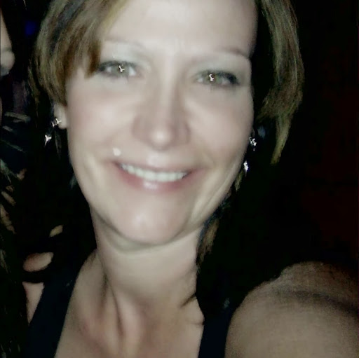 Jennifer Osborne Photo 37