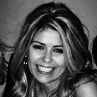 Caroline Field Photo 16