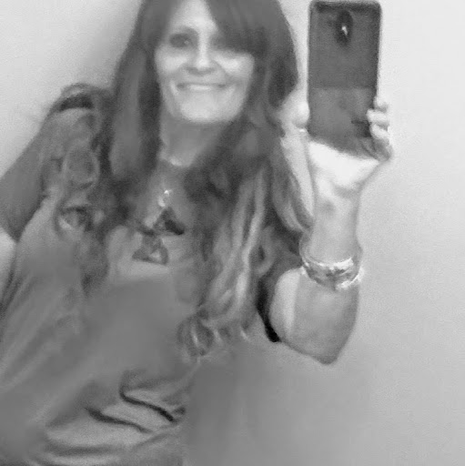 Teresa Wright Photo 18