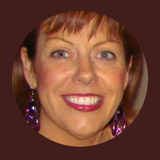 Catherine Daly Photo 14