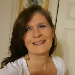 Elizabeth Mace Photo 7