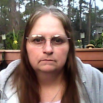 Sandra Willoughby Photo 12