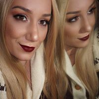 Victoria Costello Photo 24