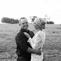 Brooke Lowe Photo 18