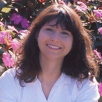 Elizabeth Meier Photo 14