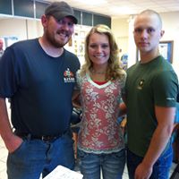 Sandy Snyder Photo 14