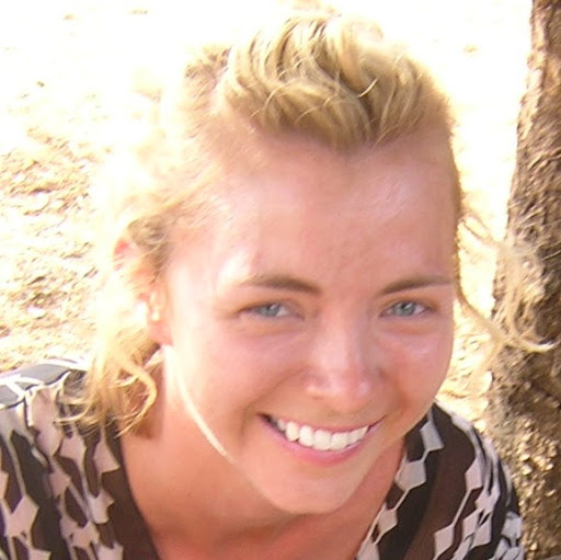 Amy Farnsworth Photo 14
