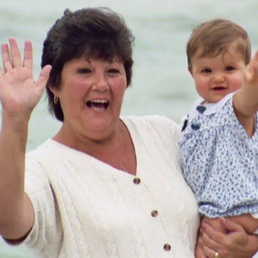 Cheryl Byrd Photo 28