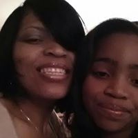 Erica Ellis Photo 40