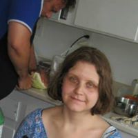 Sarah Newcomb Photo 34