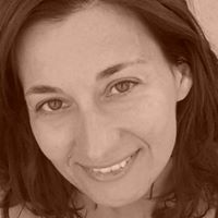 Amalia Lozano Photo 13