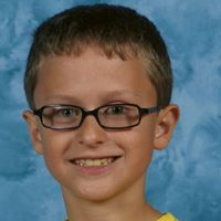 Dylan Barker Photo 5