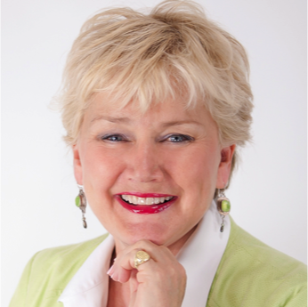 Elizabeth Crook Photo 28