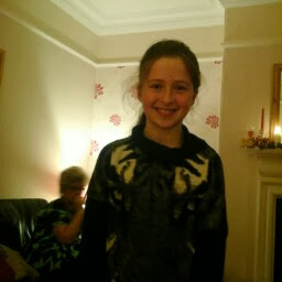 Rebecca Queen Photo 34