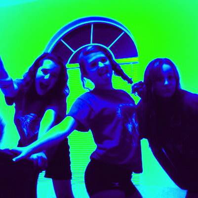 Julia Whitehead Photo 10