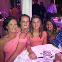 Michelle Schofield Photo 20