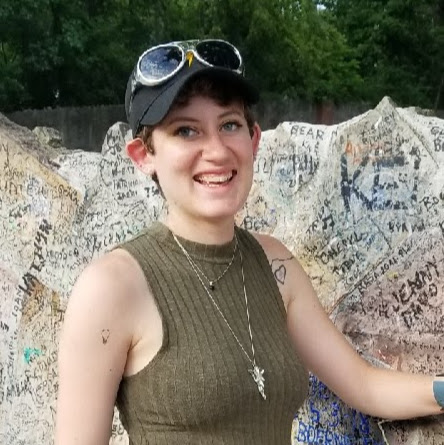 Julie Grace Photo 17