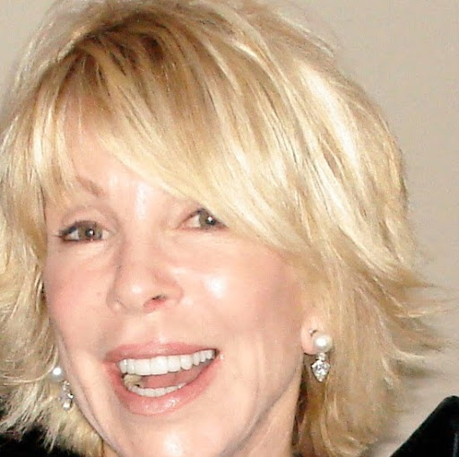 Elizabeth Grossman Photo 19