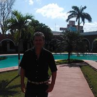 Ricardo Fernandez Photo 14