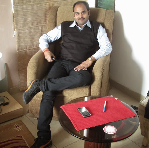 Santosh Gupta Photo 30