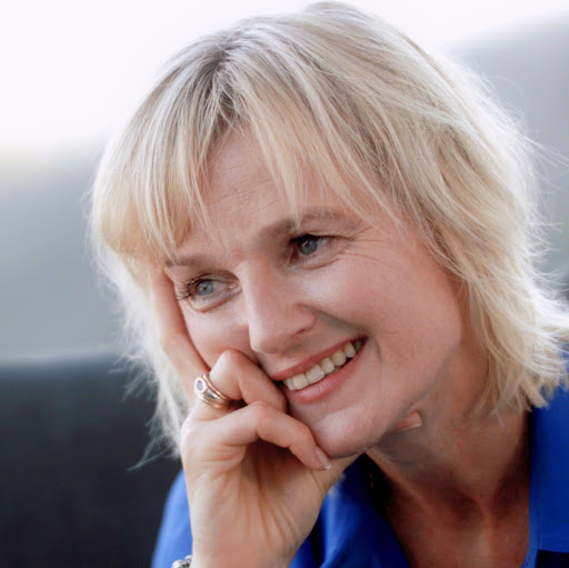 Julie Starr Photo 23