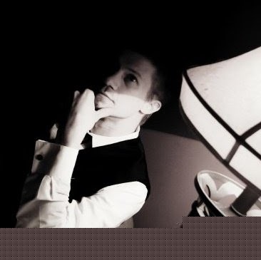 Michael Hogg Photo 46