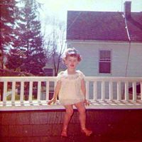 Laura Pennington Photo 18