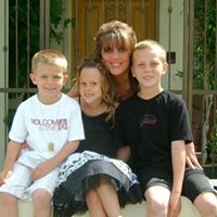 Julie Grabowski Photo 13