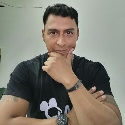 Alexander Hernandez Photo 37