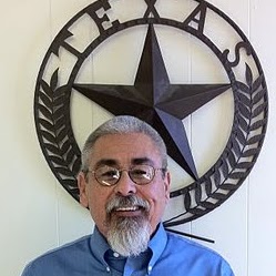 Arnold Benavides Photo 1