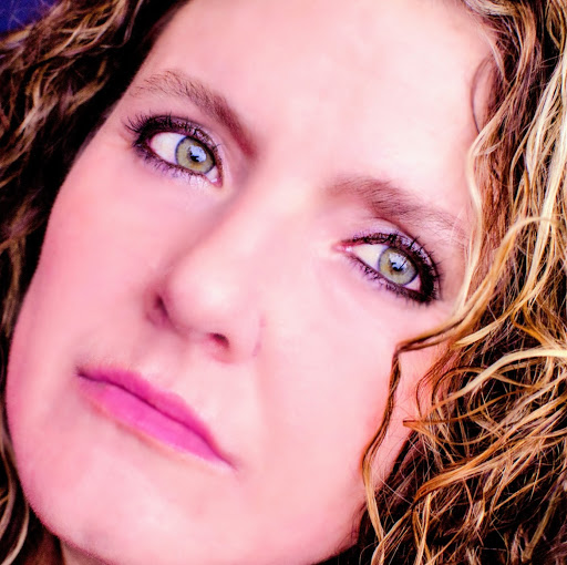 Stacey Warner Photo 24