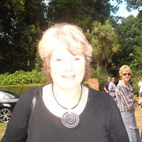 Suzanne Hayward Photo 9