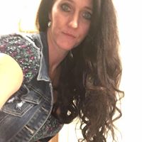 Lori Thacker Photo 20