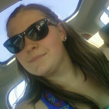 Kristine Williams Photo 18