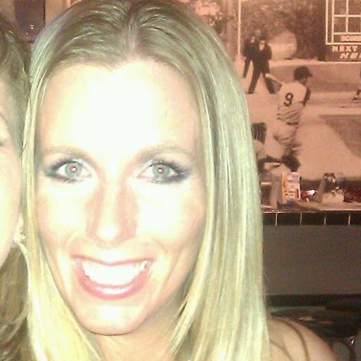 Melanie Carlson Photo 11