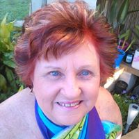 Julie Pilgrim Photo 10