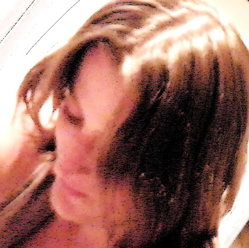 Stephanie Lejeune Photo 11