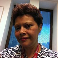 Janet Earle Photo 20